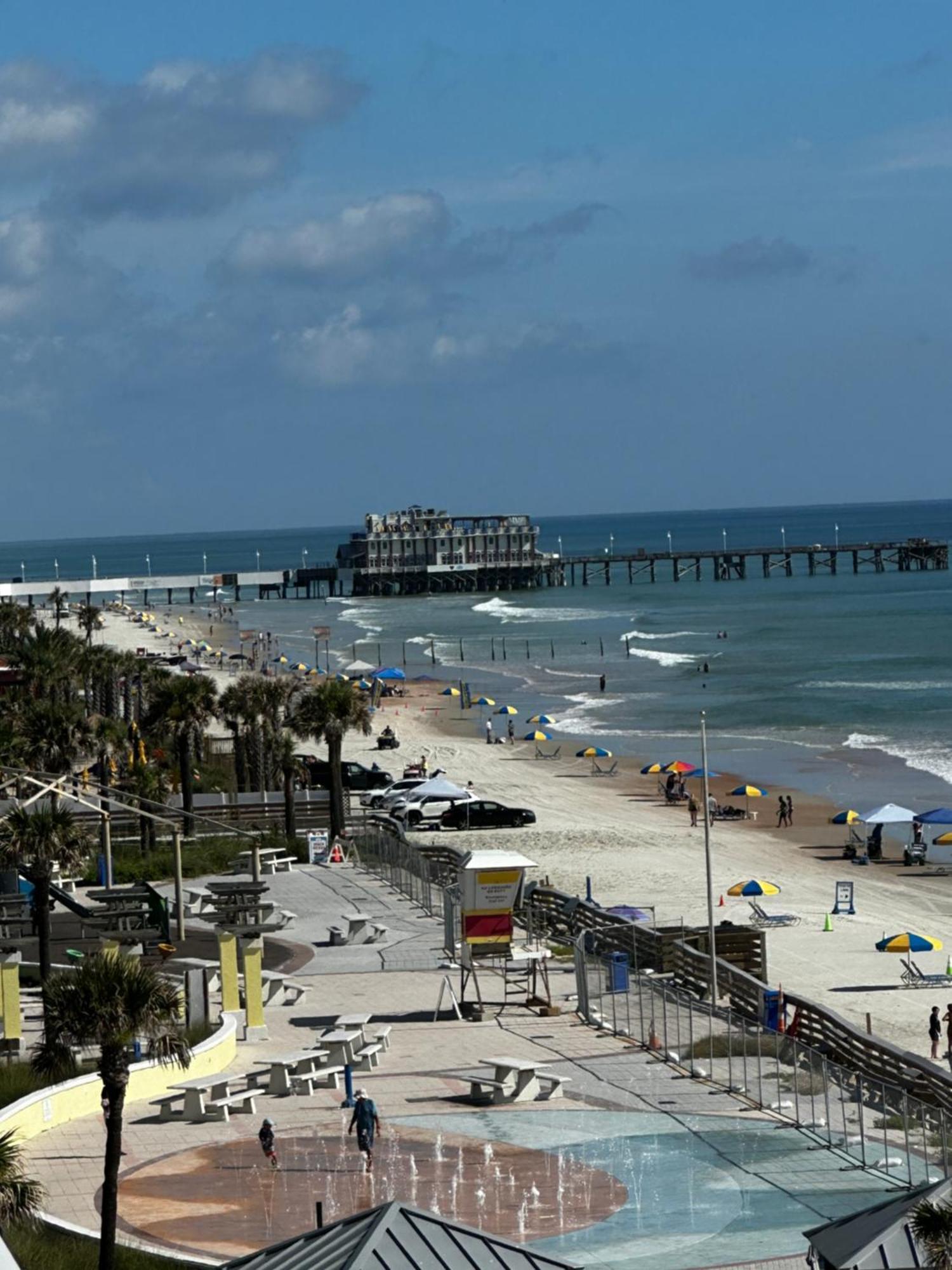 Aparthotel Oceanfront Oasis Daytona Beach Exterior foto