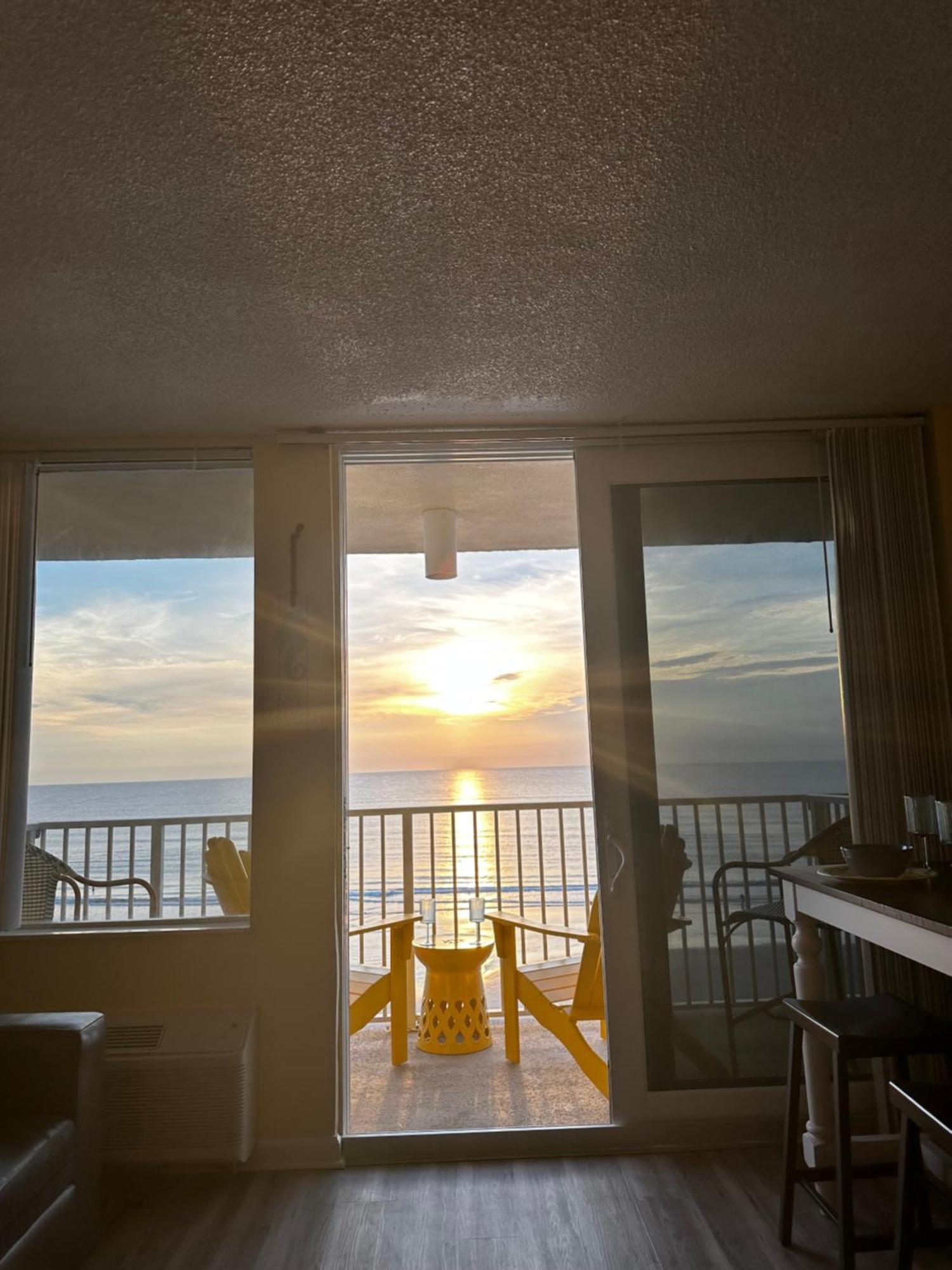 Aparthotel Oceanfront Oasis Daytona Beach Exterior foto